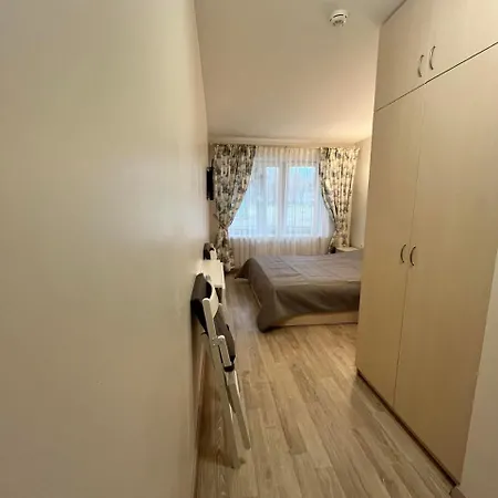 Giruliu Apartamentai Prie Juros