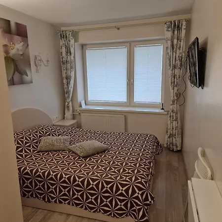 Giruliu Apartamentai Prie Juros